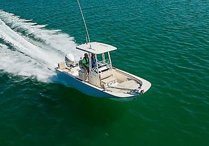 2026 Boston Whaler 210 Montauk
