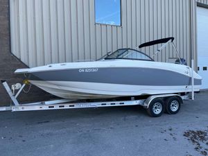 2022 NauticStar 223 DC