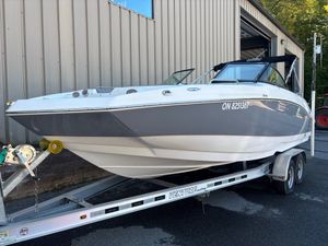 2022 NauticStar 223 DC