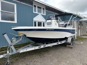 NauticStar 195 XTS 2022