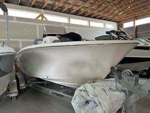 2023 NauticStar 2102 Legacy