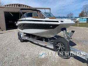 2023 Crownline E215XS