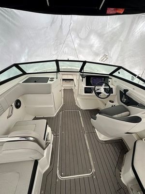 Sea Ray SPX 210 2022