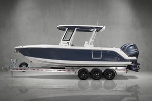 2023 Robalo R272