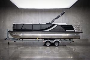 2023 South Bay 523 SBE