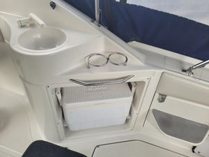 2000 Regal 2660 Commodore for sale in Belleville, ON, photo 9