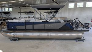 2025 SunChaser Eclipse 23 SSB Tritoon Blue Suzuki DF200 Four Stro