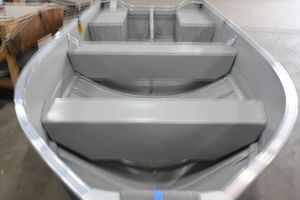 MirroCraft 4650-S UTILITY V SERIES 2024