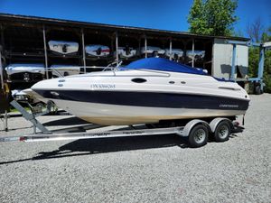 2011 Chaparral 215 SSI
