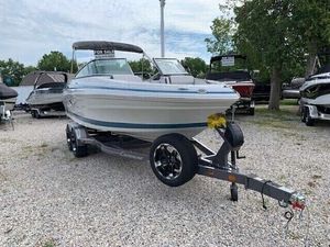 2024 Crownline 240SS