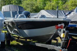 KingFisher 1825 Warrior Tiller 2023