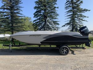 2024 Starcraft SVX 210 OB Deck Boat Charcoal/Black Suzuki DF200 F