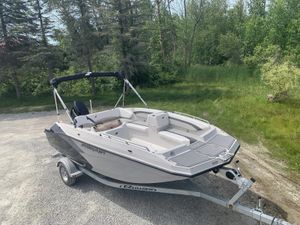 2026 Starcraft SVX 191 Charcoal/Black Suzuki DF140