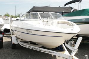 2004 Glastron