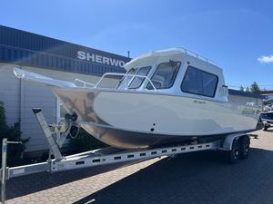 2024 Hewescraft Ocean Pro 240 BULKHEAD ET & HT