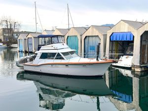 1974 Hatteras 39 Convertible