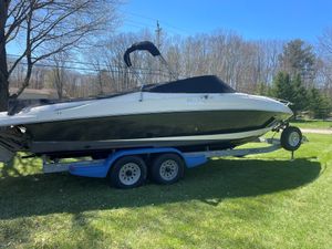 2005 Rinker 262 Captiva