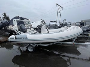 2023 Highfield Sport 390