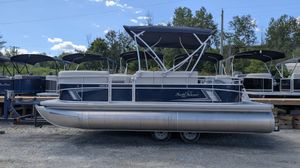 2024 SunChaser Vista 20 Fish Blue Suzuki DF50