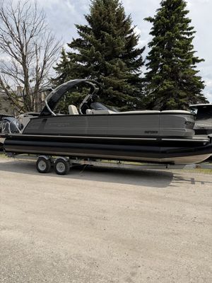Starcraft RX 25 Q DC W/300HP YAMAHA DEMO! 2024