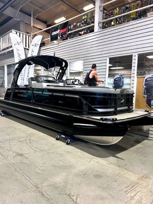 2024 Starcraft MX 25 Q DC W/300 HP YAMAHA