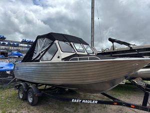 2023 Henley Manitou 20