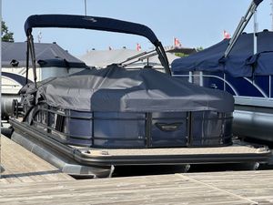 2025 Bennington 21LSRC