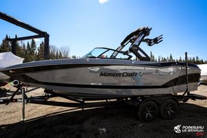 2022 Mastercraft X24