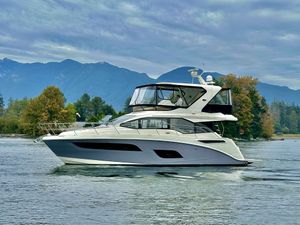 2018 Sea Ray 460 Fly