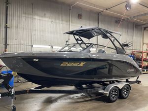2025 Yamaha 222XE