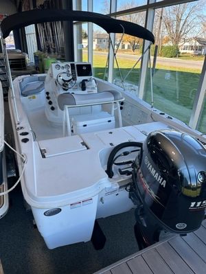 2023 NauticStar 191 Hybrid