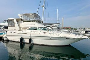 1997 Sea Ray 420 Aft Cabin