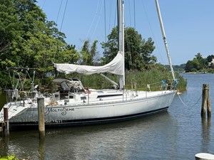 1985 Beneteau 42 First
