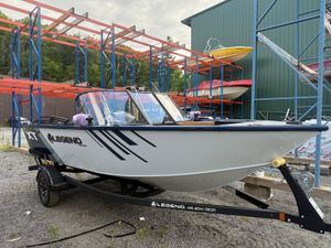 Legend 17 XT SPORTS PACKAGE 2025