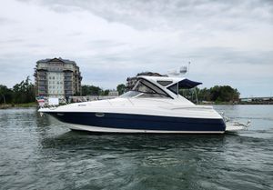 2007 Regal 3760 Sport Yacht