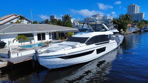 2026 Azimut Fly 68