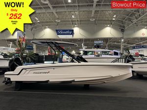 2025 Axopar 22 T-TOP