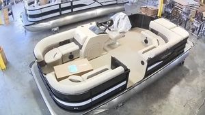 2025 Bentley Legacy Cruise 200 - Merc 60 CT