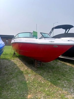 2025 Monterey M22