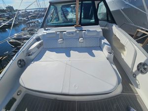 2023 Sea Ray 320 Sundancer for sale in Belleville, ON, photo 9