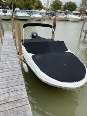 2021 Bayliner VR4
