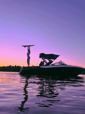 2022 MasterCraft XT23