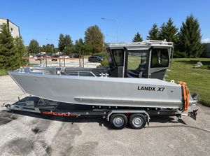 2026 LANDX X7 with Yamaha F200XD - TORONTO BOAT SHOW