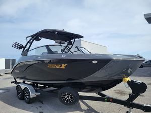 2025 Yamaha 222XD - Freight, PDI, Assembly inluded