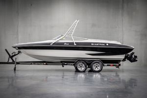 2004 Glastron GX235