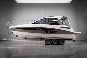 2021 Cobrey 33 HT