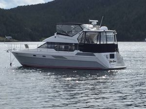 1990 Bayliner 4387 Motor Yacht