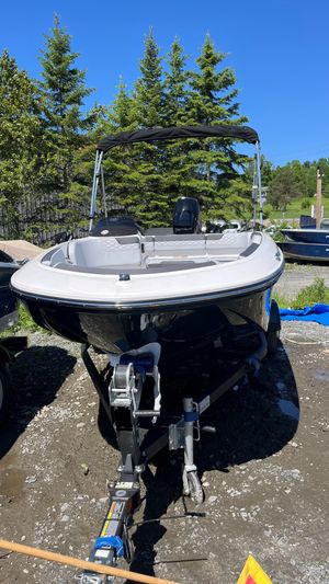 2024 Bayliner M15