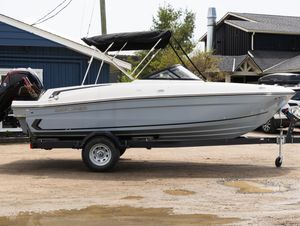 2025 Bayliner VR4 Outboard