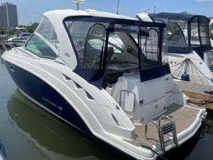 2016 Chaparral 310 Signature